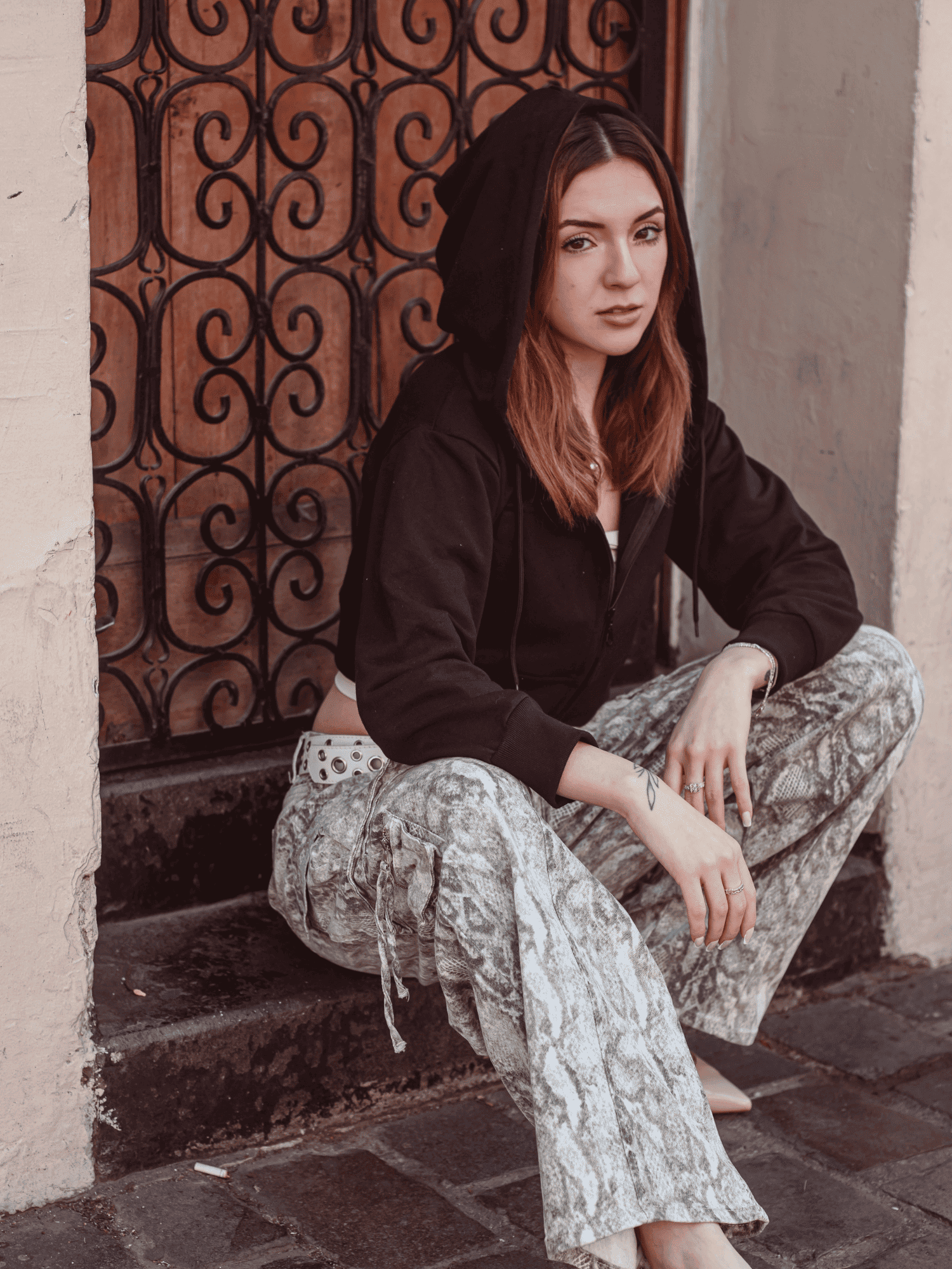 Polerón Regular Fit Mujer Negro